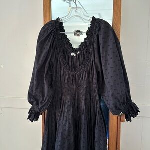 Dôen Isolde dress in black. Size Medium. Billowy and beautiful, lots of fabric!